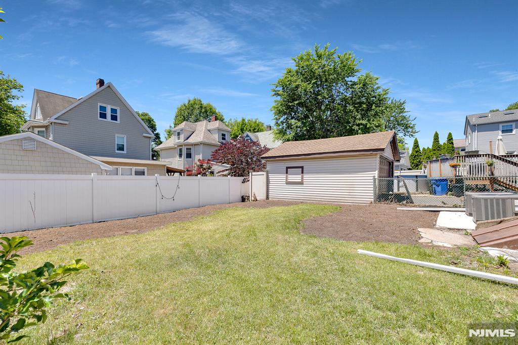 25 Riverview Avenue Rutherford, NJ 07070 - Photo 47 of 50