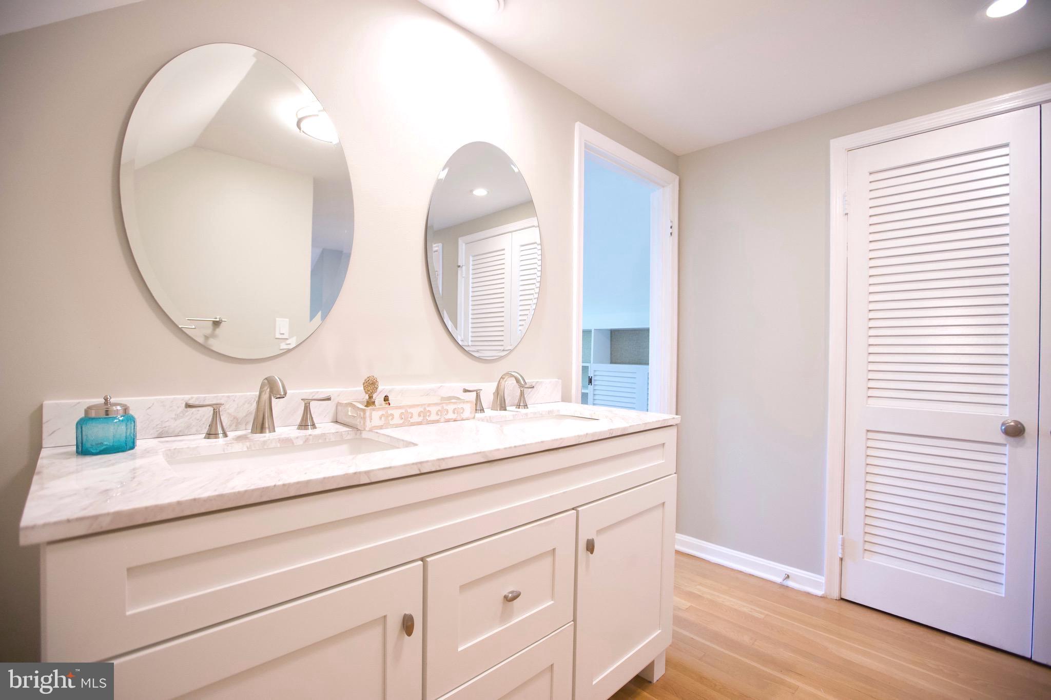 6925 Old Stage Road North Bethesda, MD 20852 - Photo 20 of 31 Double master vanity