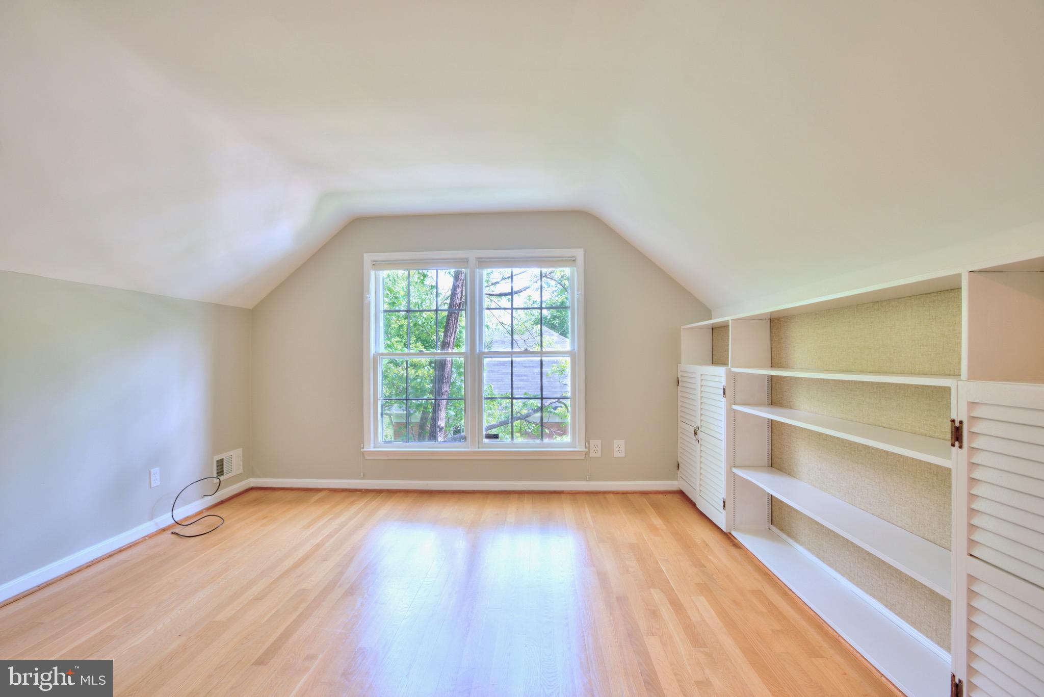 6925 Old Stage Road North Bethesda, MD 20852 - Photo 21 of 31 Office or bonus room off master