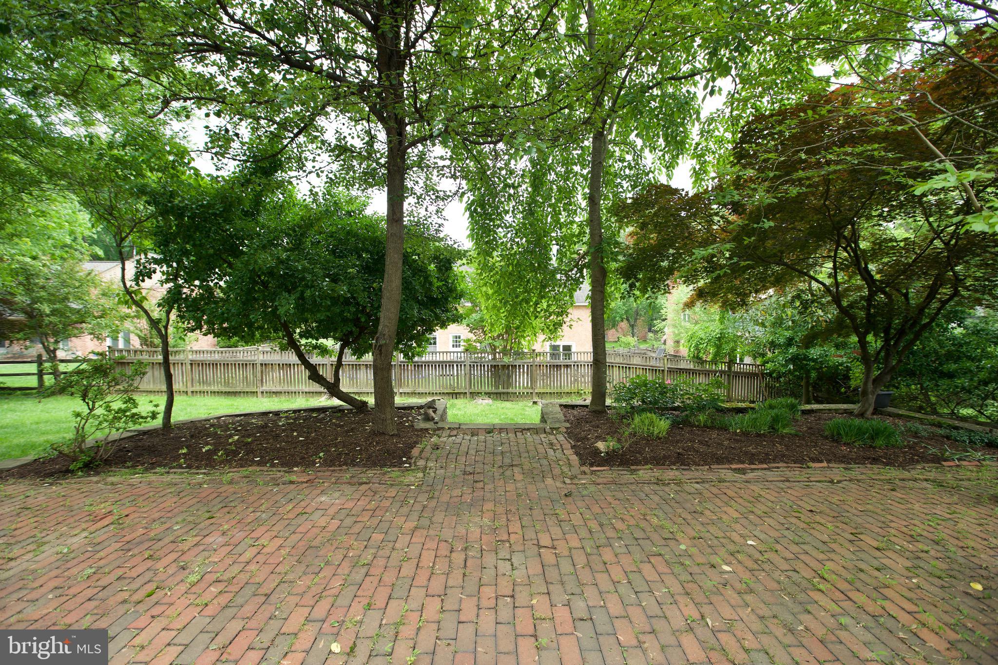 6925 Old Stage Road North Bethesda, MD 20852 - Photo 27 of 31 Gallery Image 27