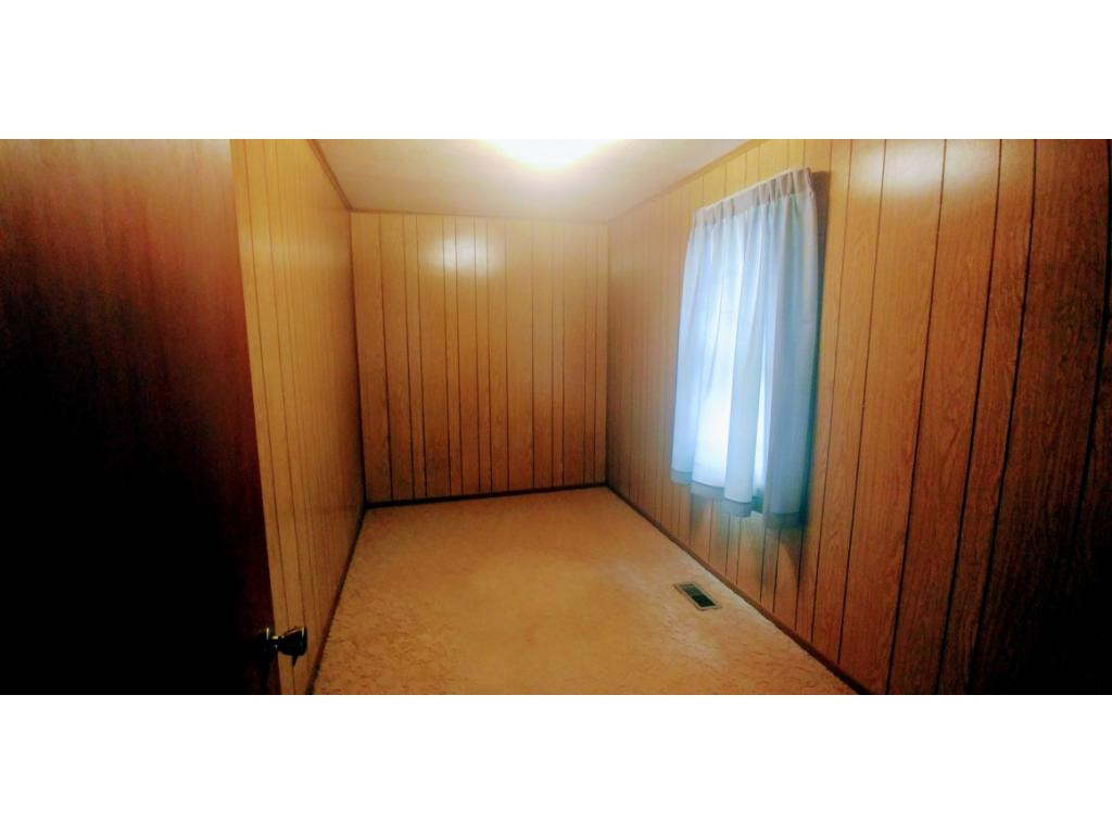 1015 Blue Springs Road Elizabethton, TN 37643 - Photo 15 of 20 Photo 16