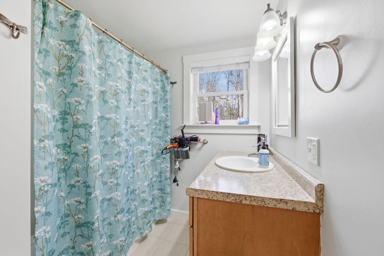 93 Woodland Road Windham, ME 04062 - Photo 27 of 39 3G0A2352