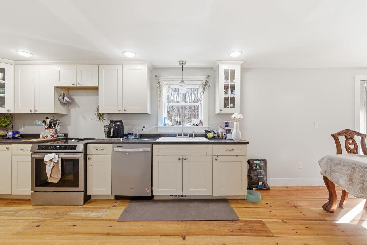 93 Woodland Road Windham, ME 04062 - Photo 29 of 39 3G0A2358