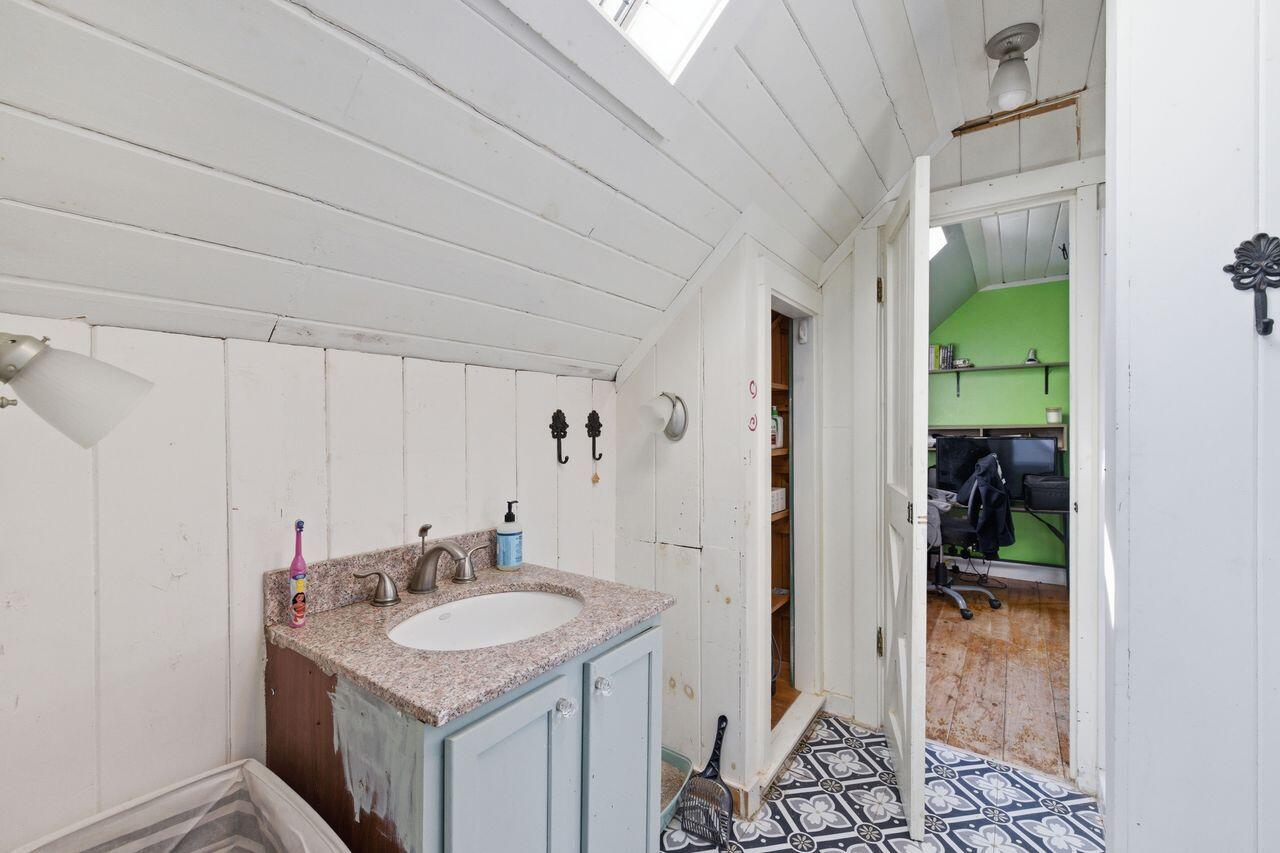 93 Woodland Road Windham, ME 04062 - Photo 36 of 39 3G0A2385