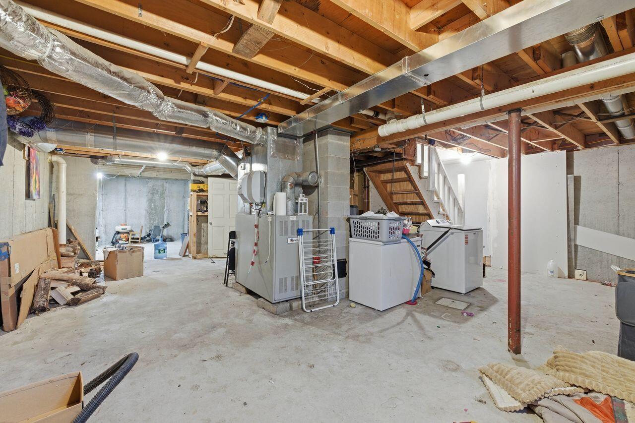 93 Woodland Road Windham, ME 04062 - Photo 4 of 39 3G0A2433