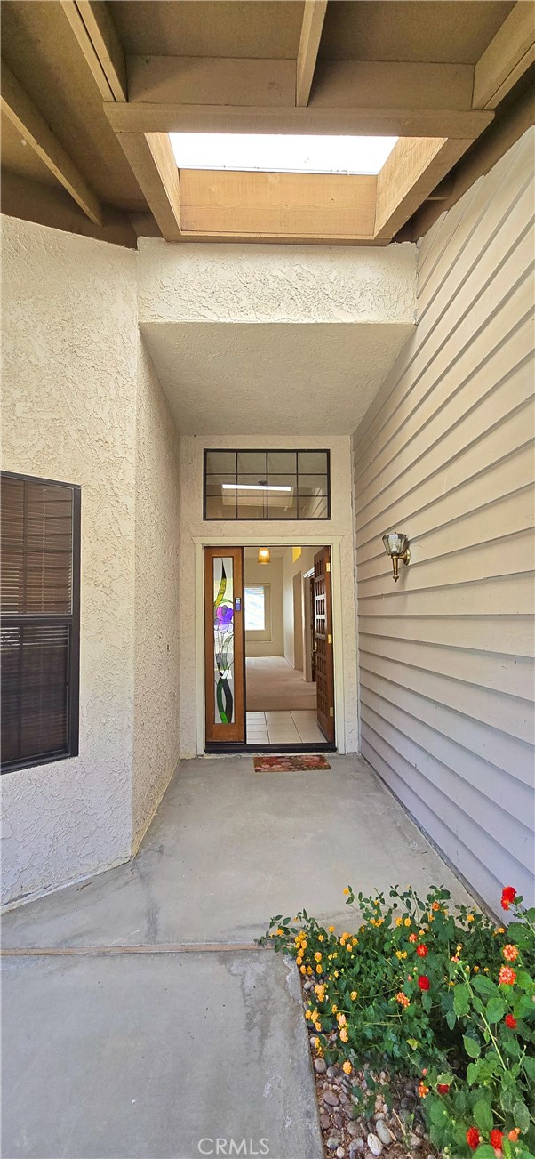 1101 North Heritage Drive Ridgecrest, CA 93555 - Photo 11 of 47 Skylight Corridor