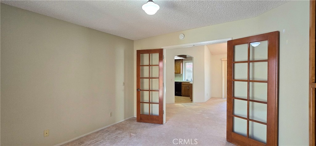 1101 North Heritage Drive Ridgecrest, CA 93555 - Photo 19 of 47 Den French Doors