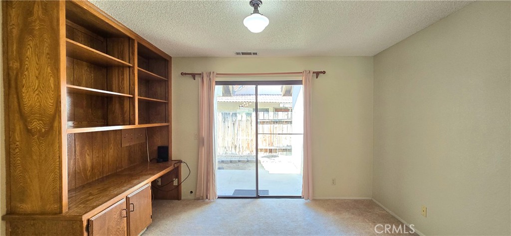 1101 North Heritage Drive Ridgecrest, CA 93555 - Photo 20 of 47 Den Furniture