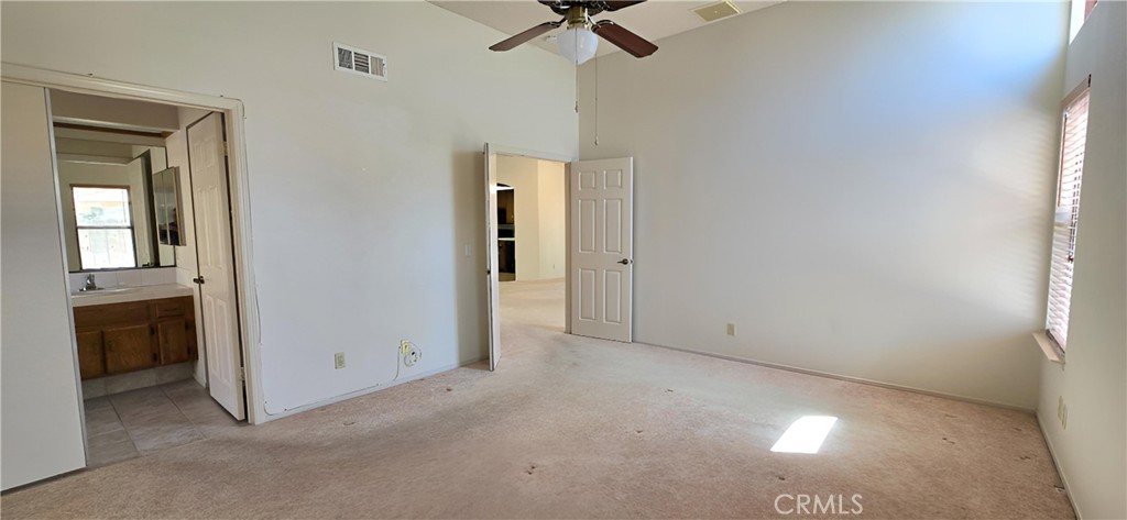 1101 North Heritage Drive Ridgecrest, CA 93555 - Photo 22 of 47 Master Bedroom to Bathroom