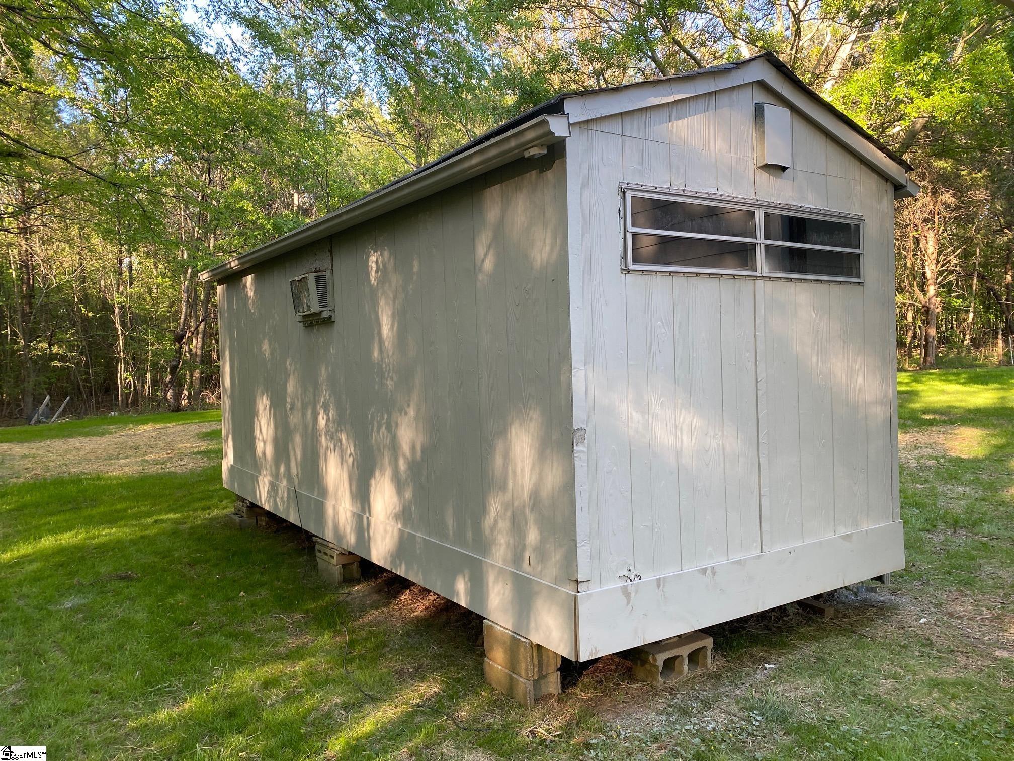 23215 East 72nd Highway Clinton, SC 29325 - Photo 13 of 41
