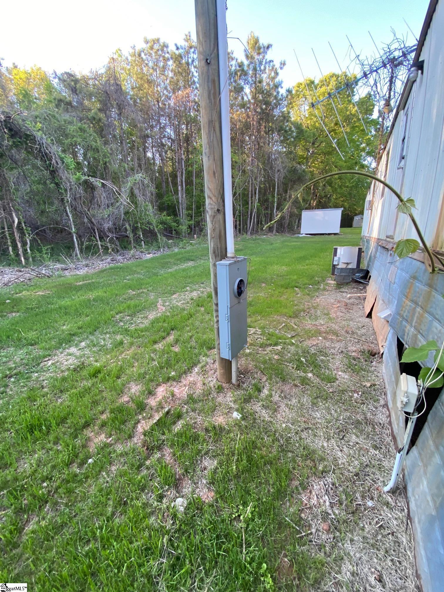 23215 East 72nd Highway Clinton, SC 29325 - Photo 15 of 41