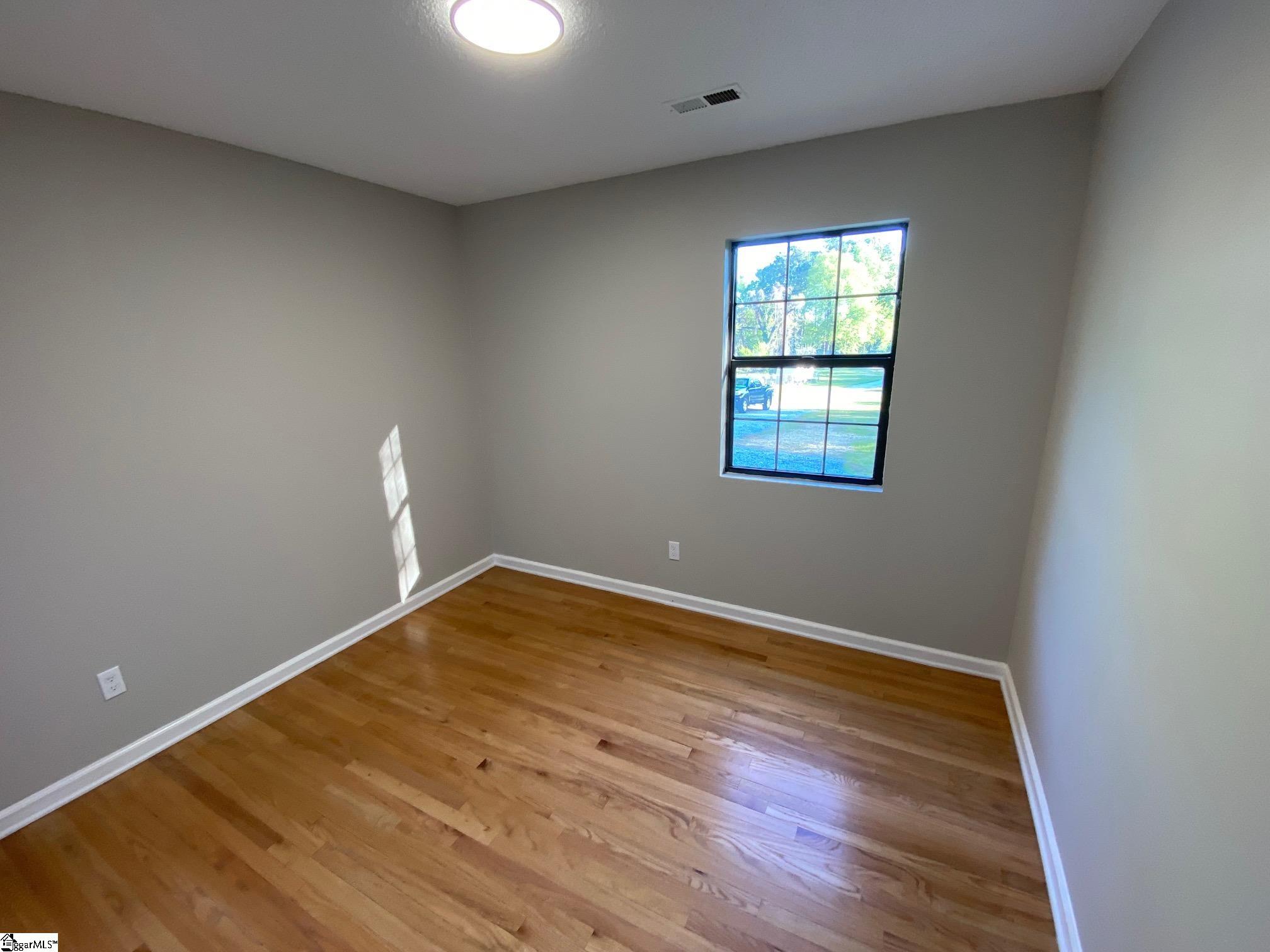 23215 East 72nd Highway Clinton, SC 29325 - Photo 26 of 41
