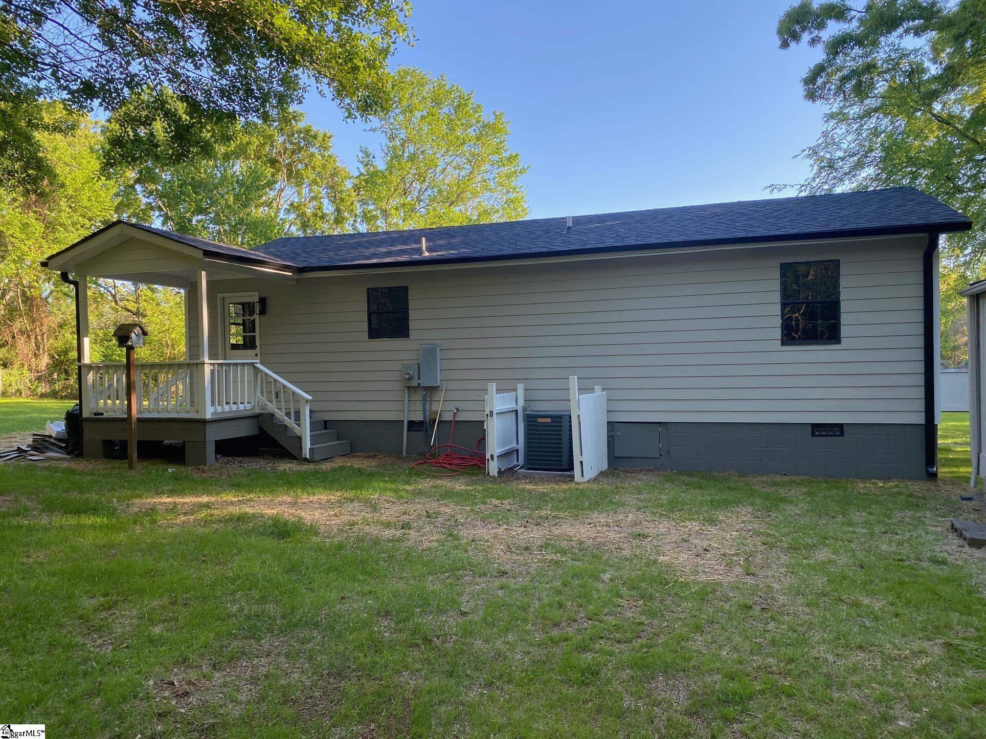 23215 East 72nd Highway Clinton, SC 29325 - Photo 6 of 41