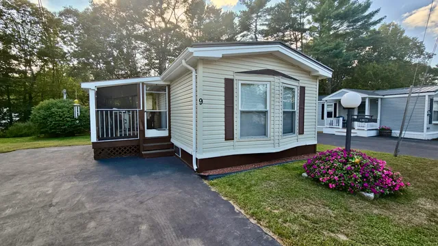 $75,000 | 9 Blue Hill Drive, Turner, ME 04282