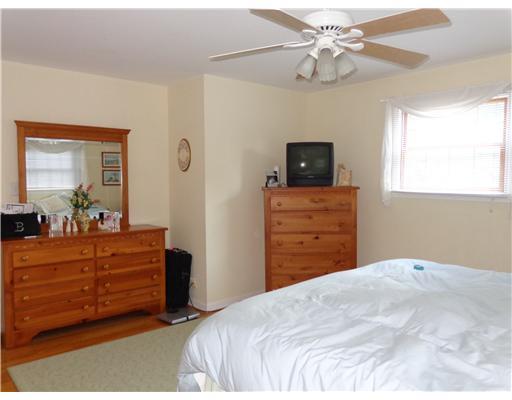723 Tanglewood Road Hermitage, PA 16148 - Photo 12 of 18 Bedroom.