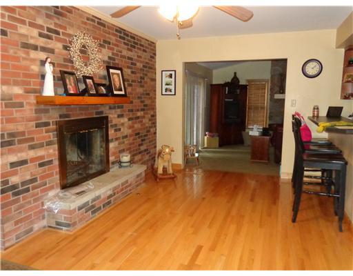 723 Tanglewood Road Hermitage, PA 16148 - Photo 7 of 18 Kitchen.