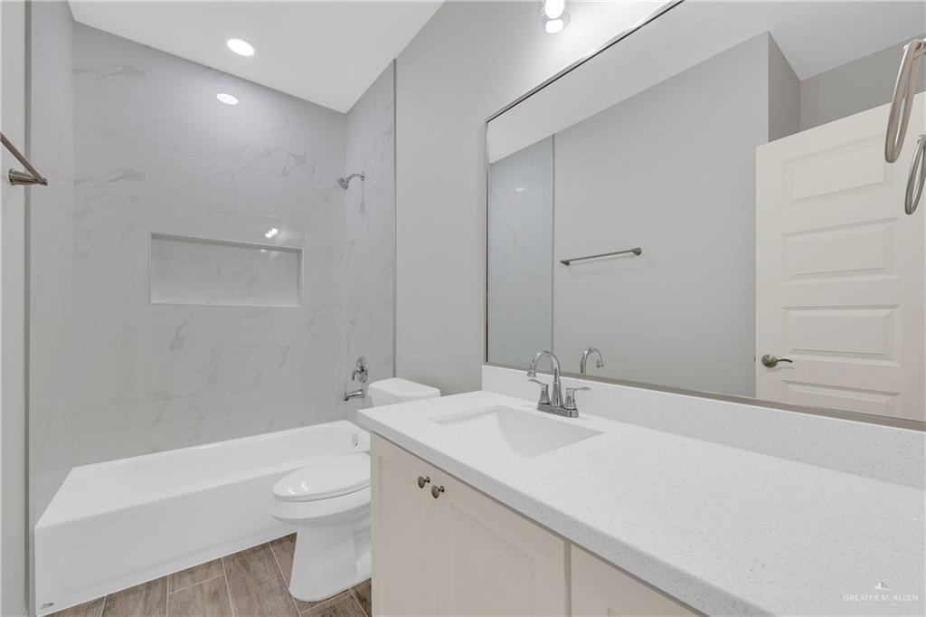 429 Serg Loop Alamo, TX 78516 - Photo 14 of 18