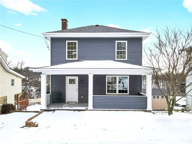 $2,200 | 3 Pioneer Avenue, Pittsburgh, PA 15229