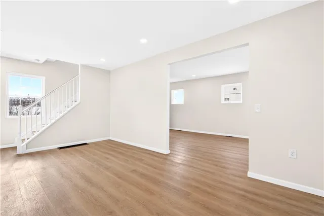 $2,200 | 3 Pioneer Avenue, Pittsburgh, PA 15229