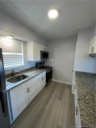 $1,700 | 661 Hernando Street, Unit 6, Fort Pierce, FL 34949