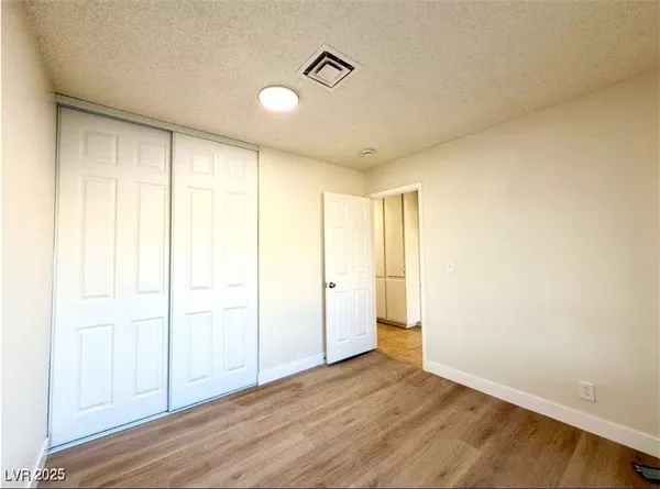 $1,745 | 7006 Cheerful Circle, Las Vegas, NV 89147