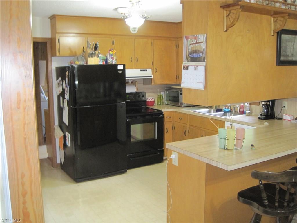 227 Barney Road High Point, NC 27265 - Photo 5 of 8 Gallery Image 5