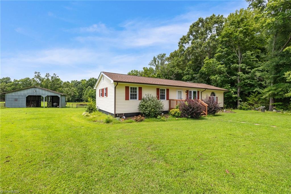 3347 Rogers Road Graham, NC 27253 - Photo 5 of 47 Gallery Image 5
