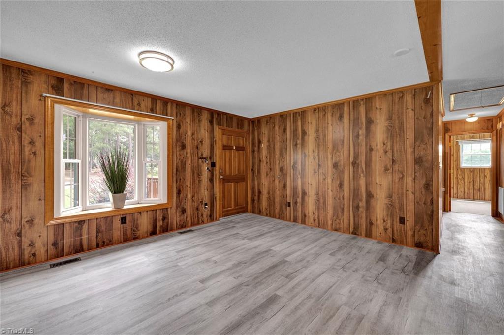 3347 Rogers Road Graham, NC 27253 - Photo 8 of 47 Gallery Image 8