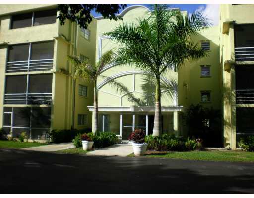 22563 Southwest 66th Avenue, Unit 211 Boca Raton, FL 33428 - Photo 1 of 7 Primary Photo