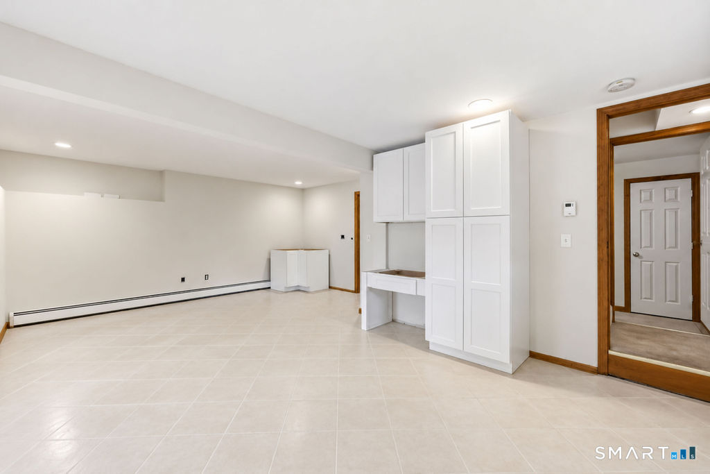 28 Tennyson Road East Hampton, CT 06424 - Photo 25 of 33 Gallery Image 25