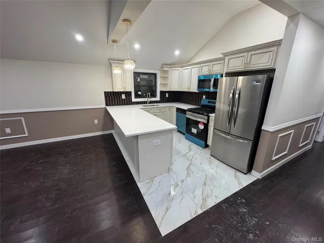 $3,800 | 167-20 140th Avenue | Rochdale