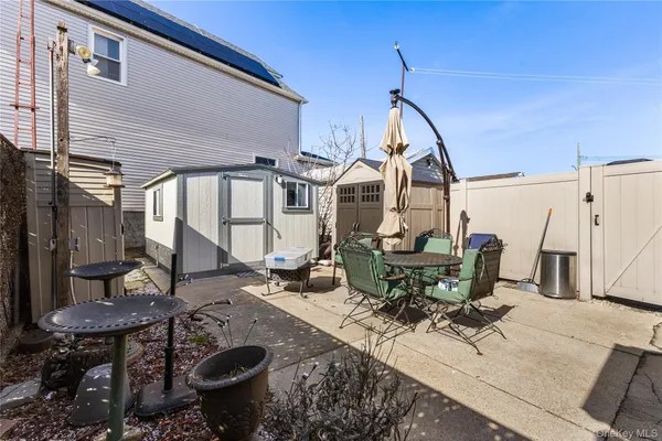 $600,000 | 94-09 Linden Boulevard | Ozone Park