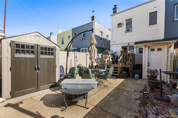 $600,000 | 94-09 Linden Boulevard | Ozone Park