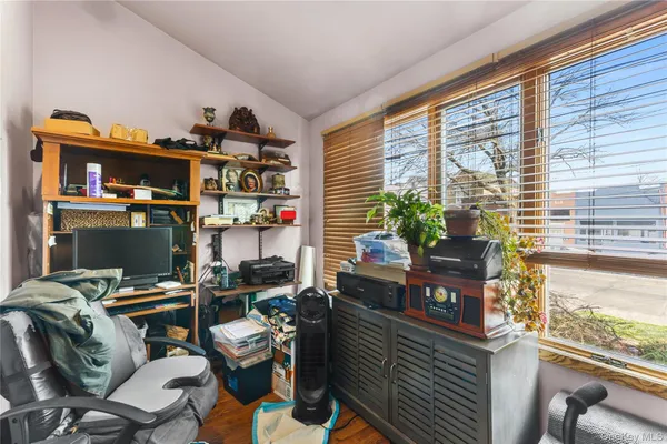 $600,000 | 94-09 Linden Boulevard | Ozone Park