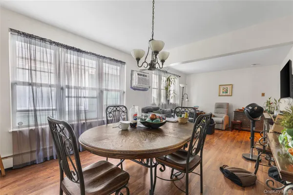 $600,000 | 94-09 Linden Boulevard | Ozone Park