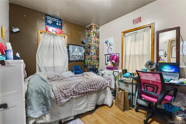 $600,000 | 94-09 Linden Boulevard | Ozone Park