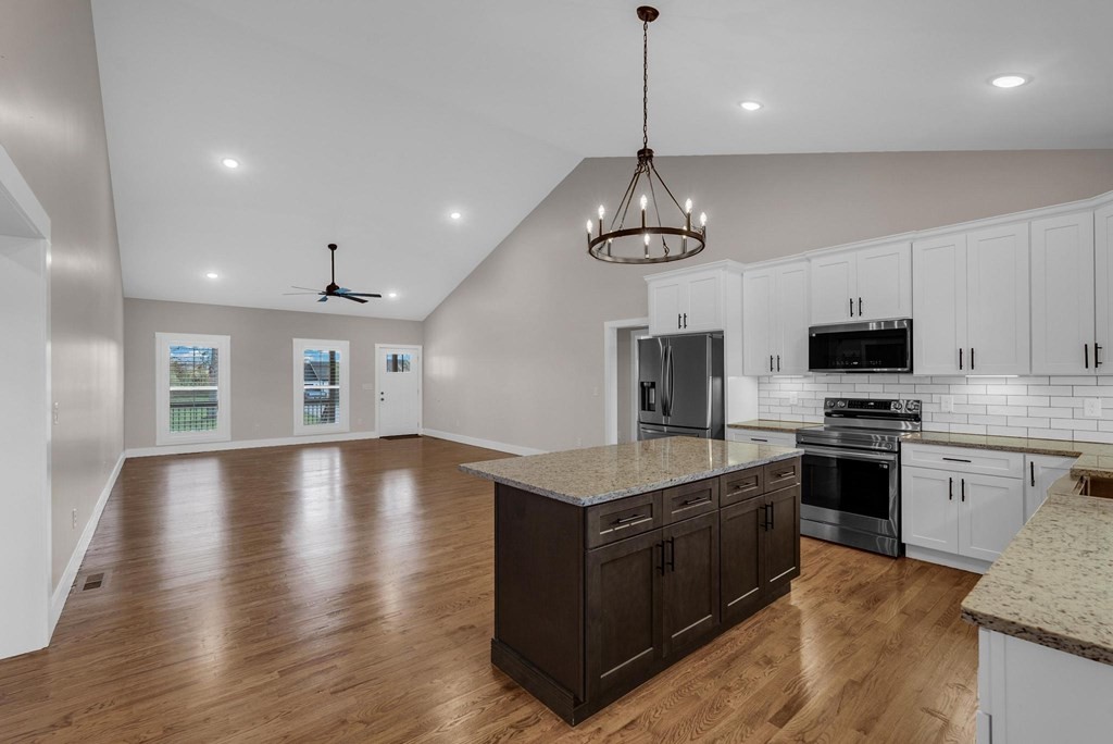 2571 Wildcat Road Sparta, TN 38583 - Photo 11 of 42