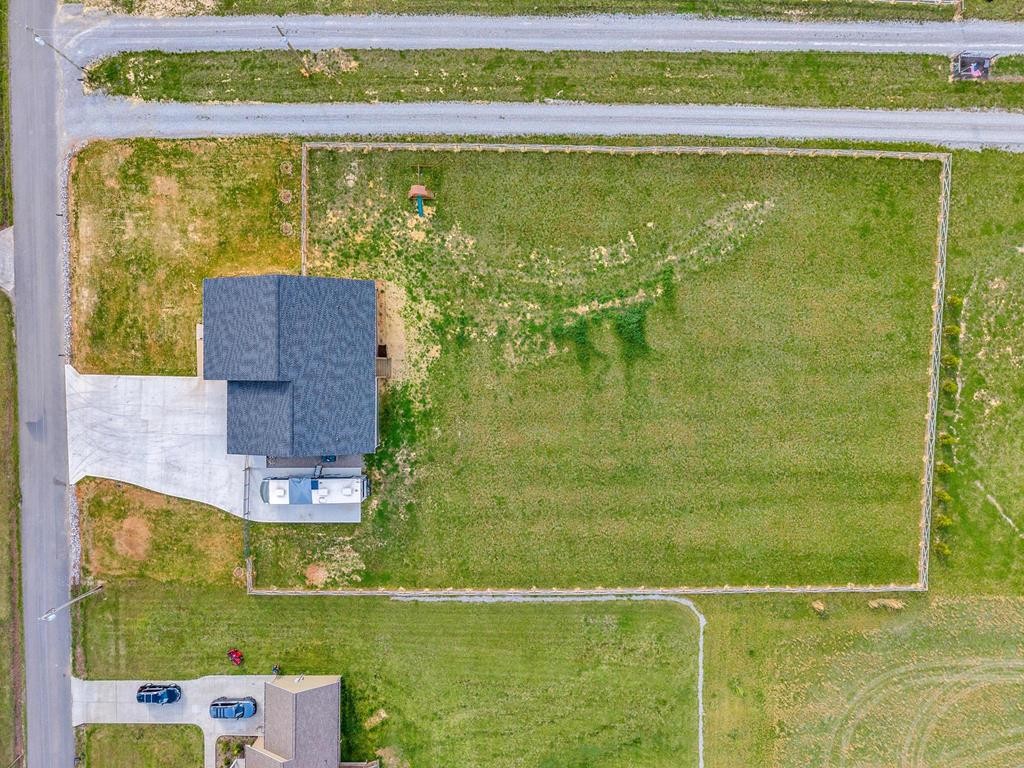 2571 Wildcat Road Sparta, TN 38583 - Photo 34 of 42