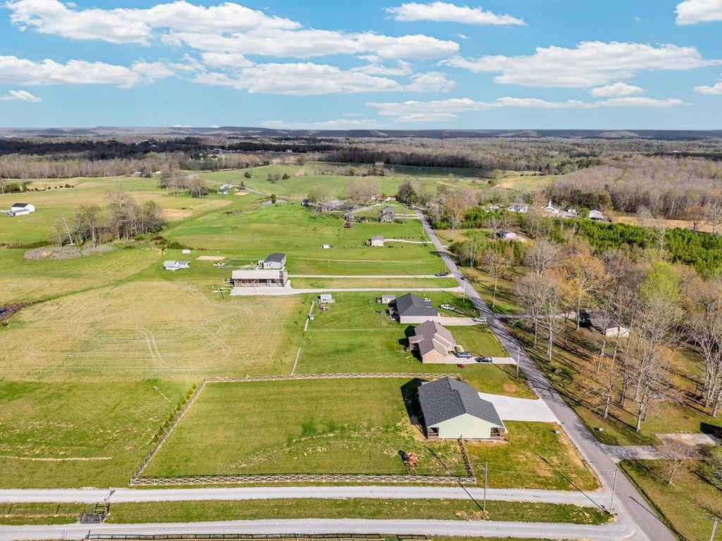 2571 Wildcat Road Sparta, TN 38583 - Photo 36 of 42