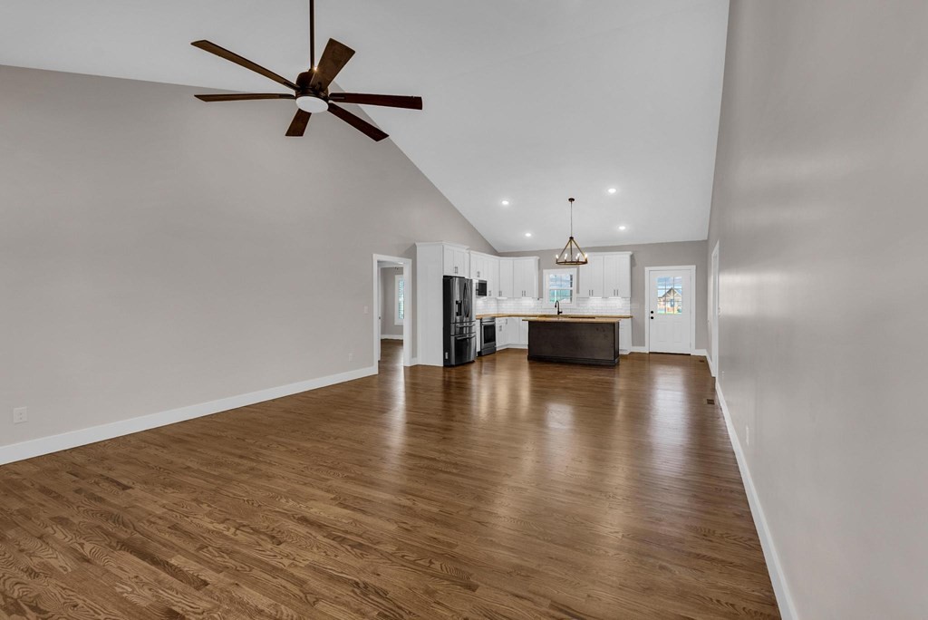 2571 Wildcat Road Sparta, TN 38583 - Photo 7 of 42