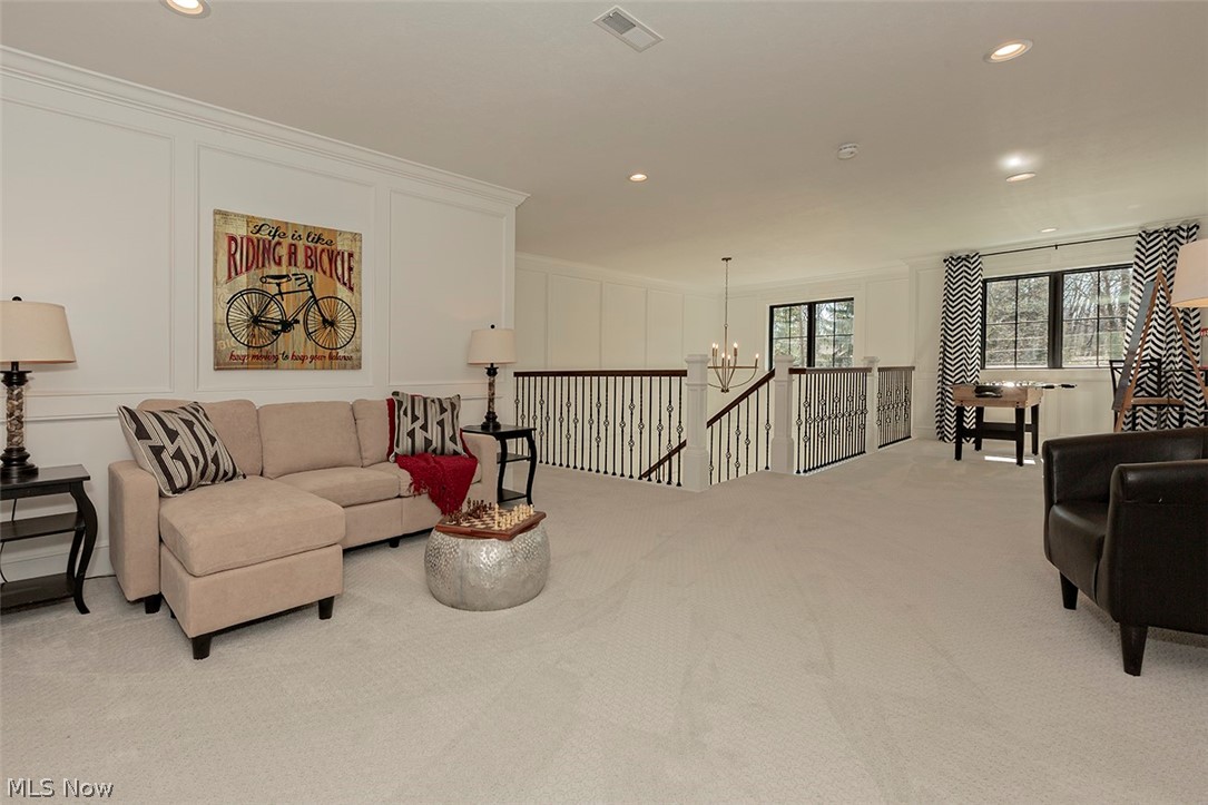 28449 South Woodland Road Cleveland, OH 44124 - Photo 20 of 34