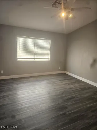 $2,200 | 8020 James Grayson Drive, Las Vegas, NV 89145