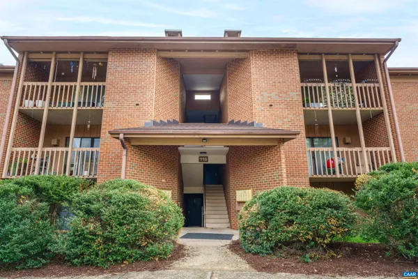 $272,000 | 116 Turtle Creek Road, Unit 11, Charlottesville, VA 22901