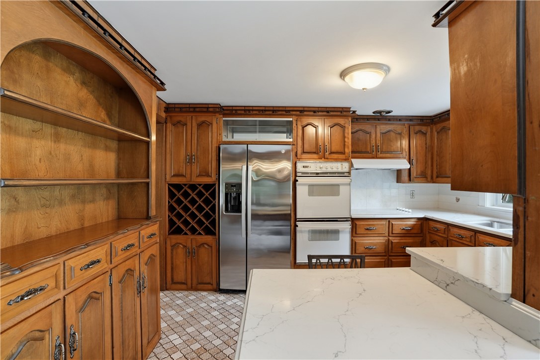 14 Cardinal Road Cranston, RI 02921 - Photo 7 of 22