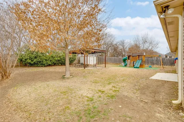 $320,000 | 707 Brandt Street, Grandview, TX 76050