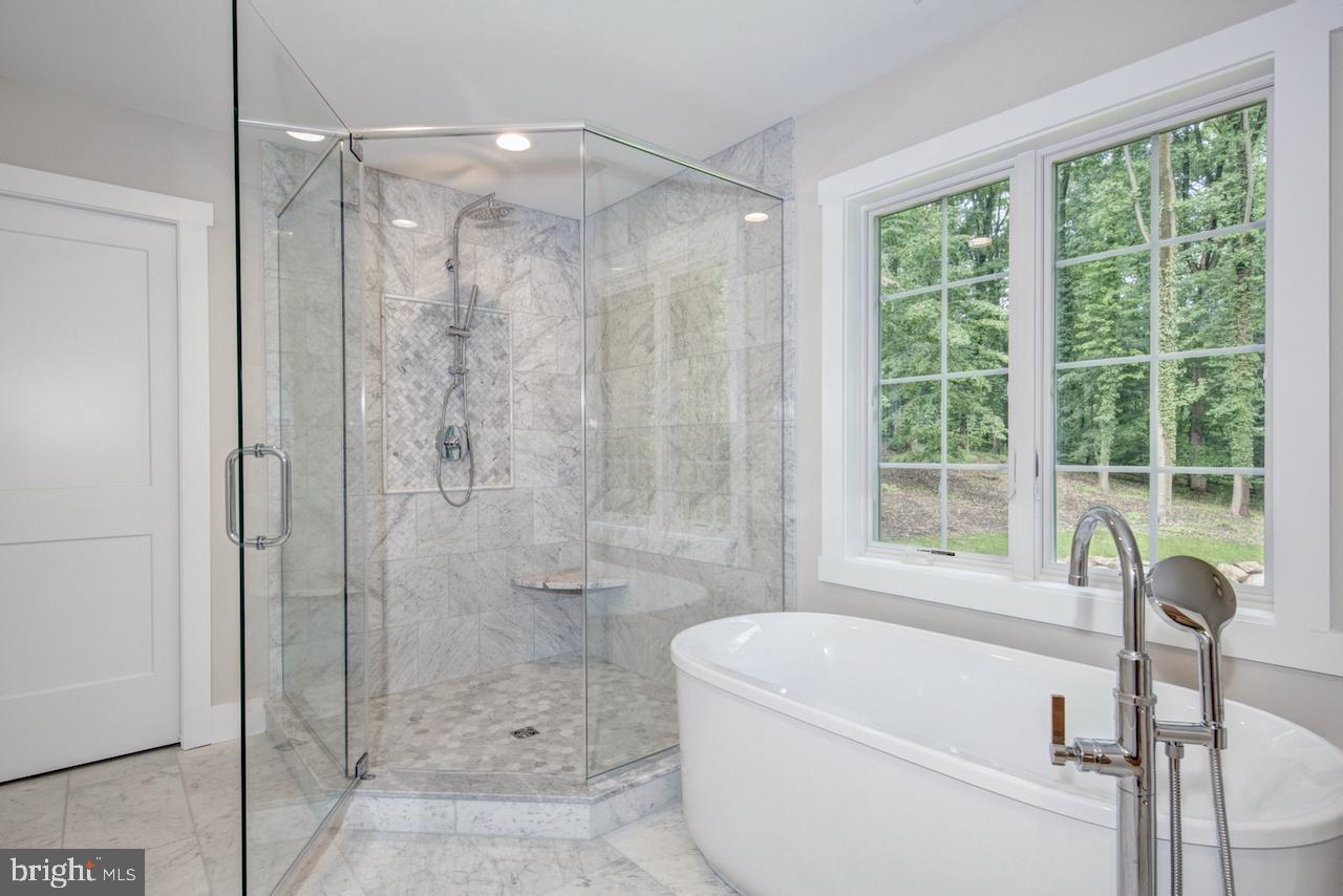 717 Laurel Lane Wayne, PA 19087 - Photo 12 of 20 Gallery Image 12