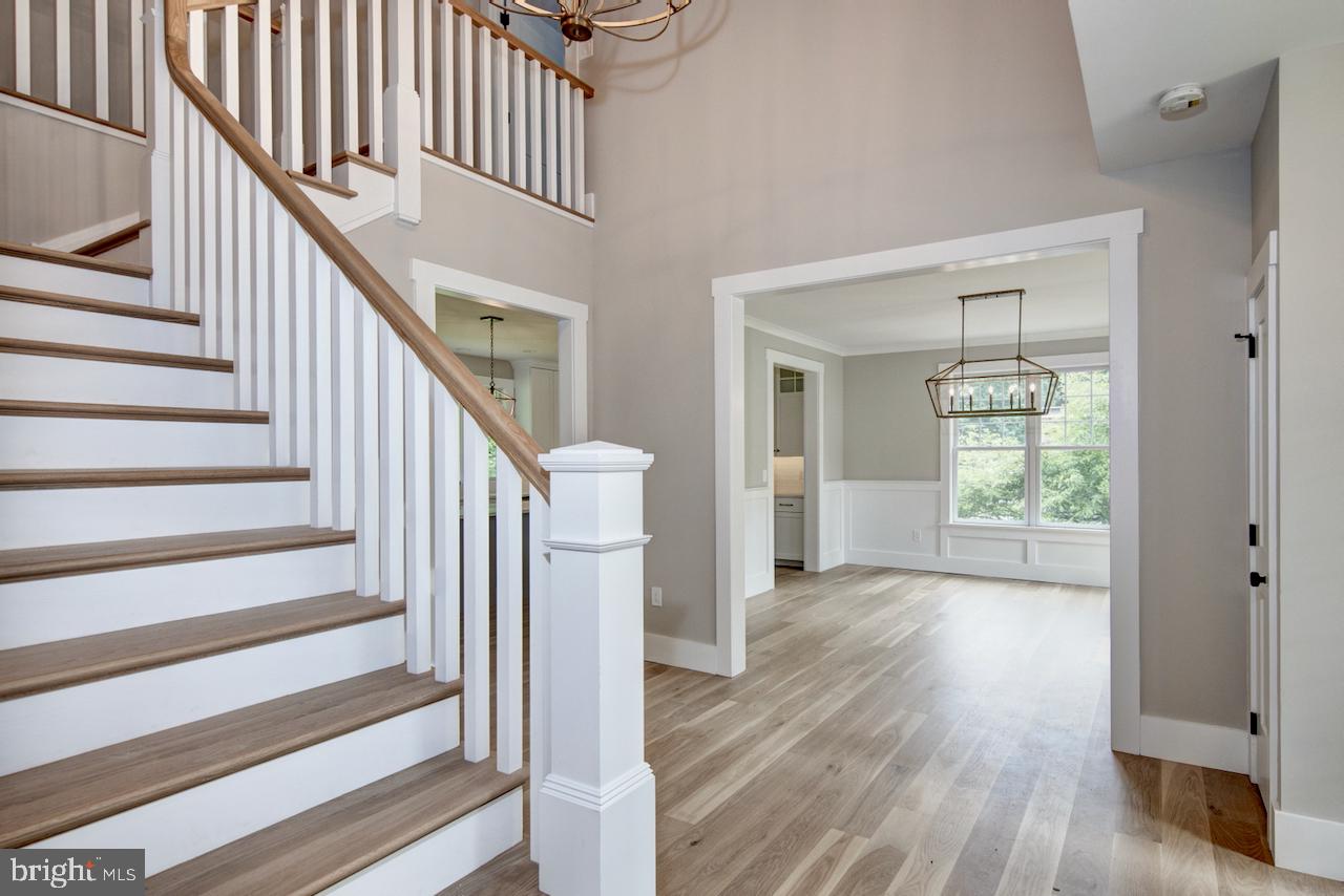 717 Laurel Lane Wayne, PA 19087 - Photo 3 of 20 Gallery Image 3