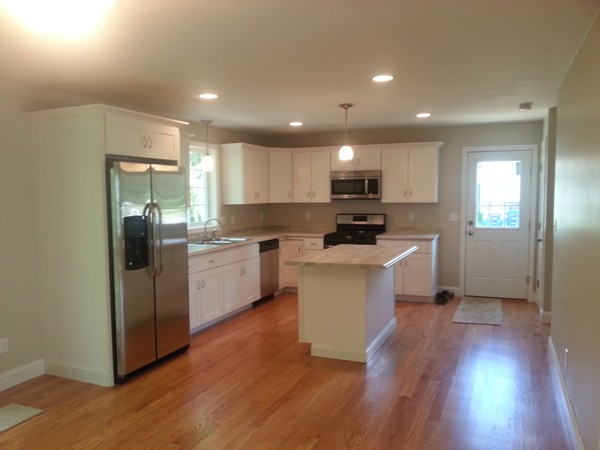 596 Spencer Street Fall River, MA 02721 - Photo 4 of 4 Gallery Image 4