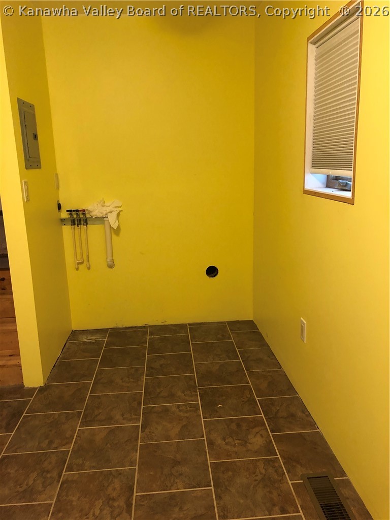 162 Barlow Road Letart, WV 25253 - Photo 16 of 22 Gallery Image 16