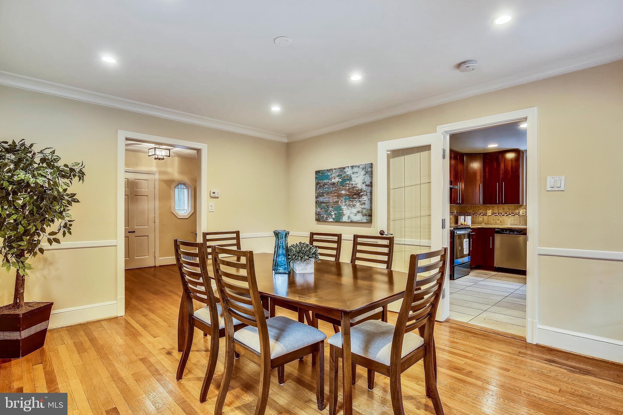 1650 Primrose Road Northwest Washington, DC 20012 - Photo 11 of 40 Dining Room